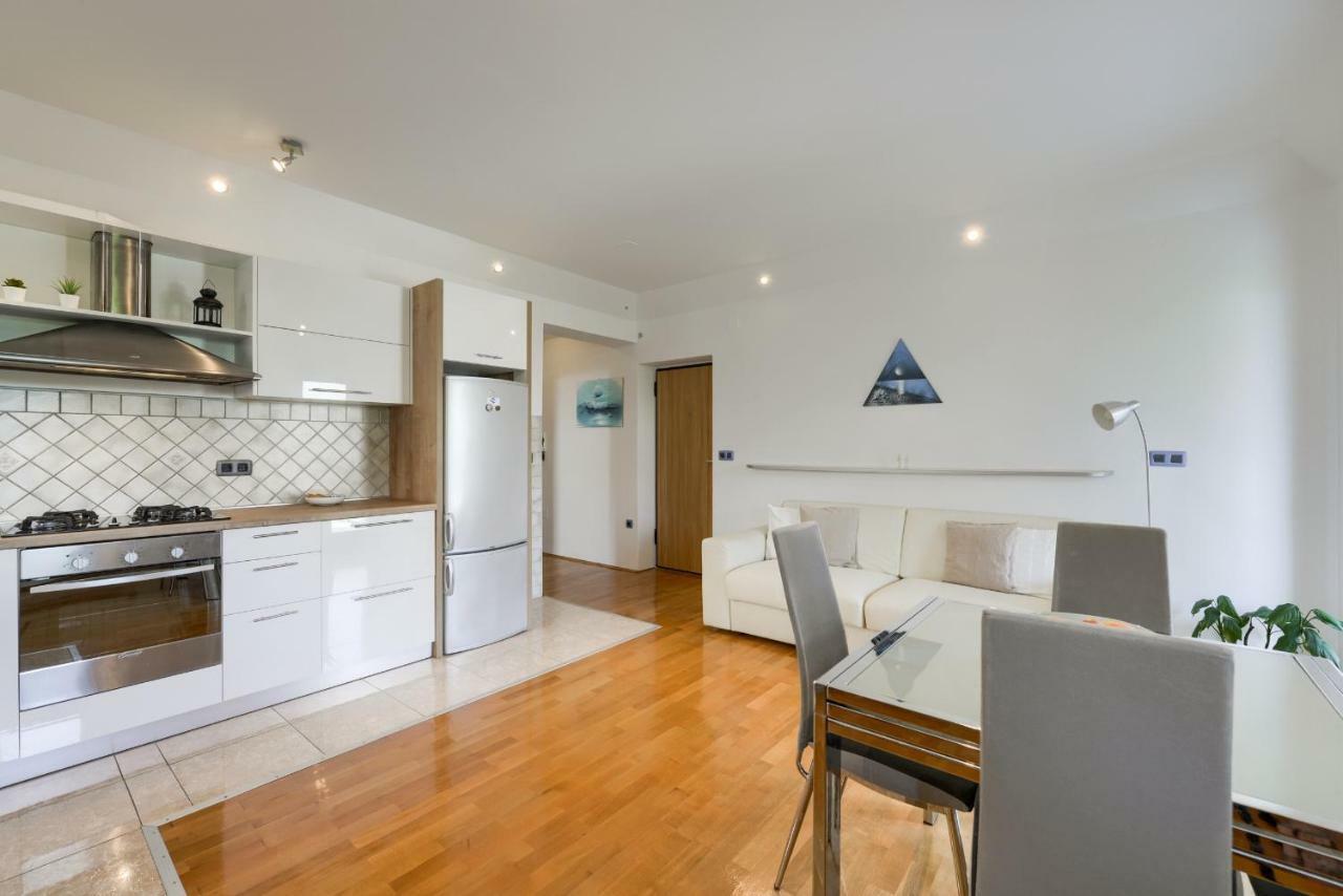 Apartmani Bosa ザダル エクステリア 写真