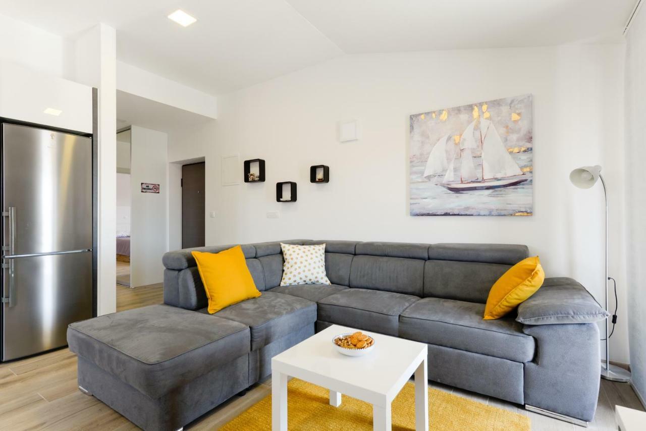 Apartmani Bosa ザダル エクステリア 写真