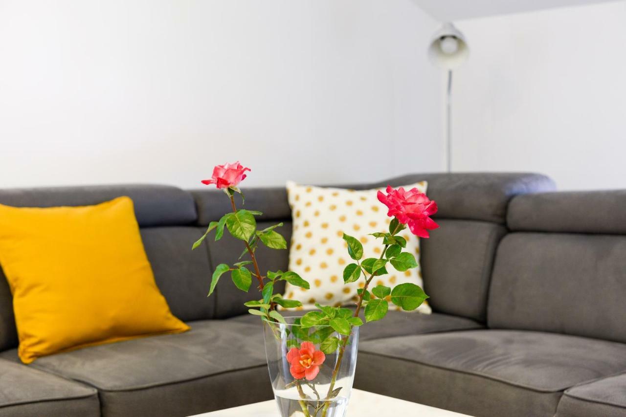 Apartmani Bosa ザダル エクステリア 写真