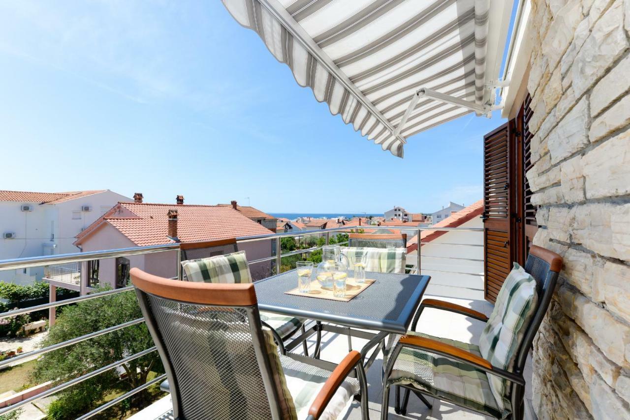 Apartmani Bosa ザダル エクステリア 写真